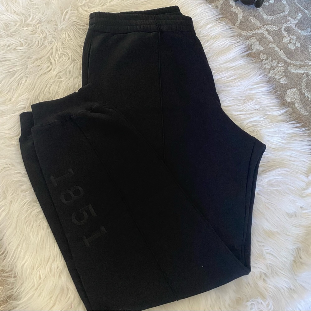 Bally outfit - Picture 7 of 13